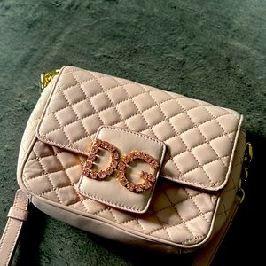 D&G cross body bag